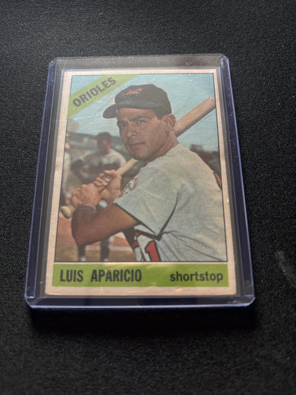 Luis Aparicio 66 Topps #90