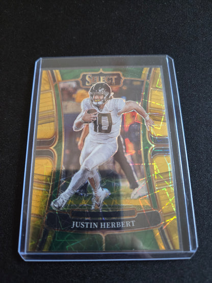 Justin Herbert Panini Select (Gold Lazer) #34