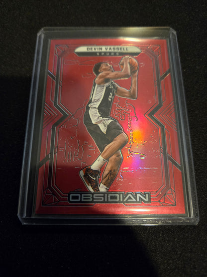 Devin Vassell Panini Obsidian #31