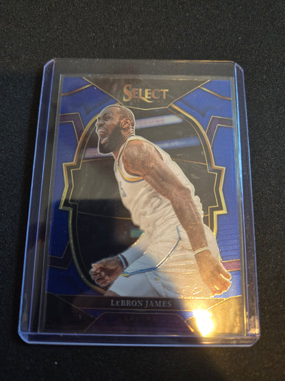 Lebron James Panini Select #26