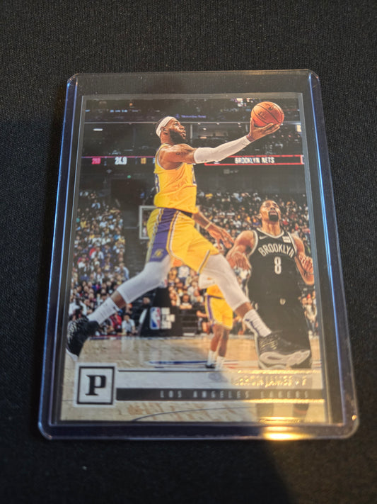 Lebron James Panini Chronicles #112