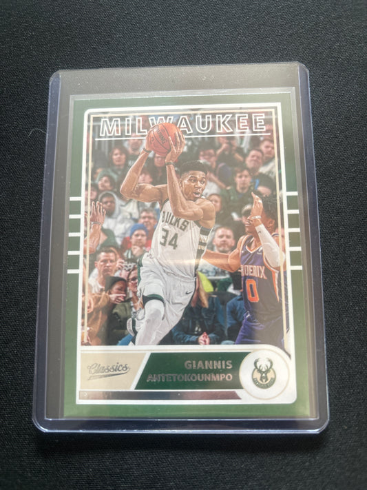 Giannis Antetokounmpo Panini Chronicles Classics #652