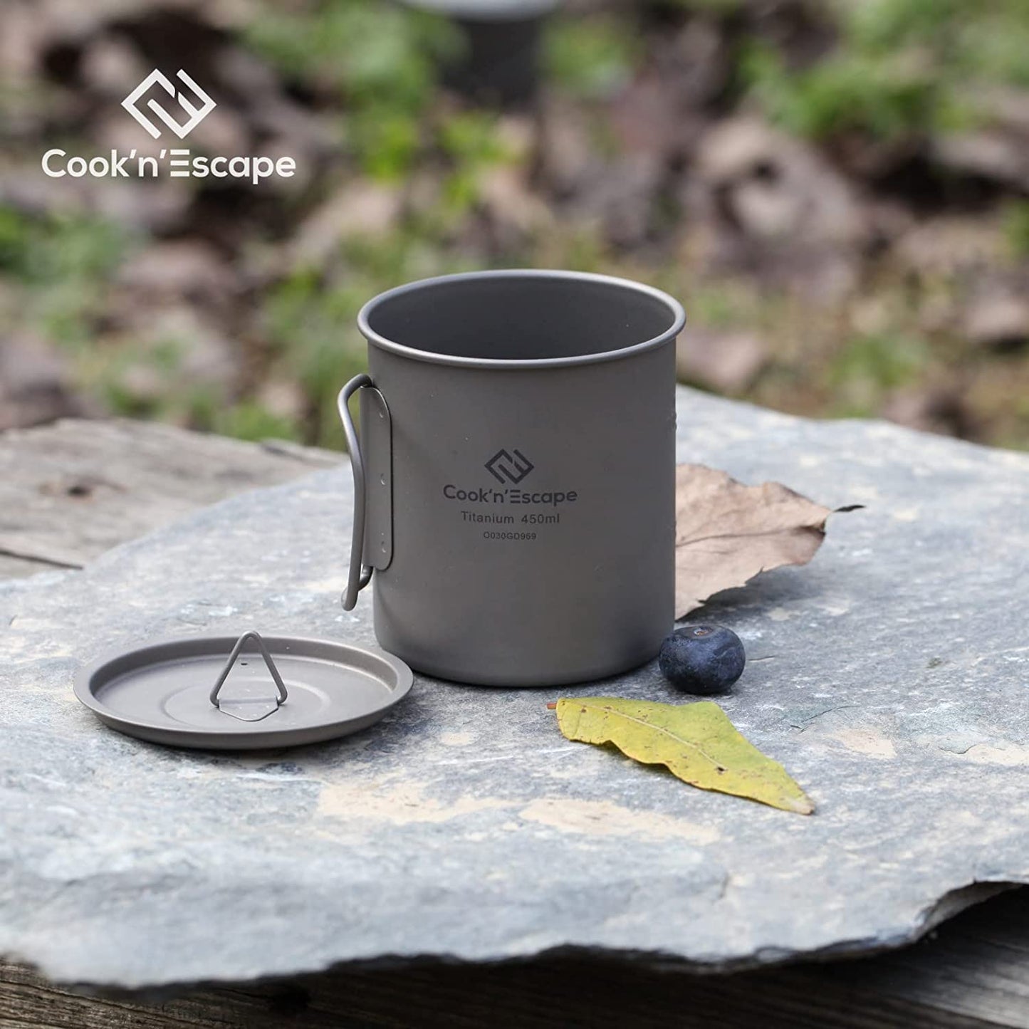 450Ml Titanium Cup/Pot with Lid, Camping Coffee Mug Lightweight Backpacking Titanium Cup with Foldable Handle, Ultralight Camping Pot for Outdoor Hiking Picnic Open Fire Cooking